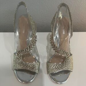 GIANNI BINI SZ 8.5 Silver and Gold with RHINE STONES